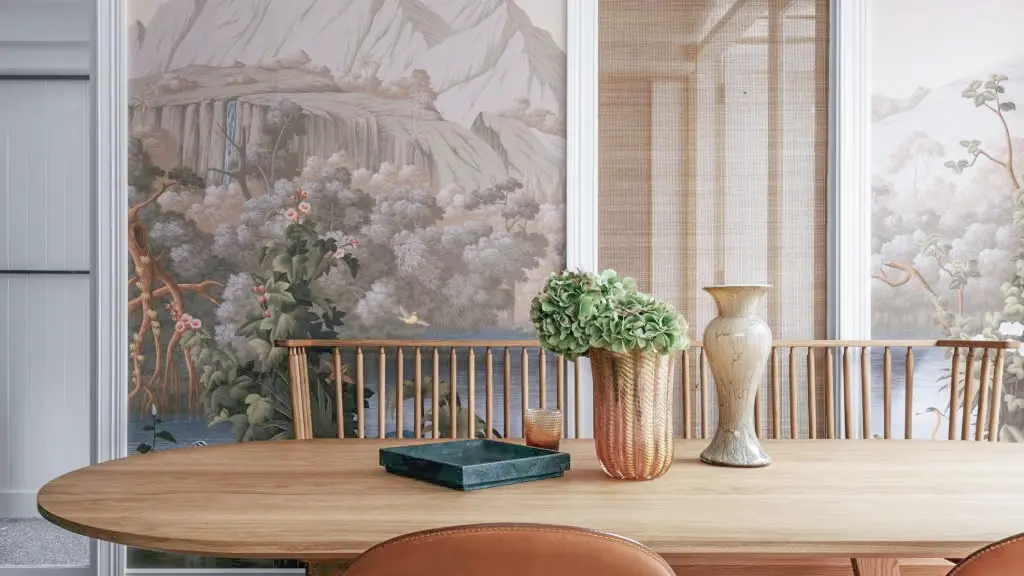 Elegant dining room wallpaper