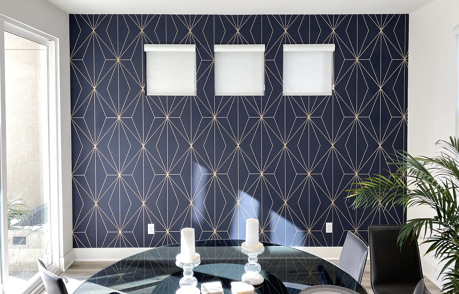 Wallpaper installation in Poway, CA